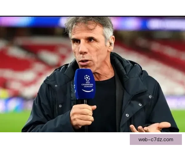 佐拉表示两队围巾都戴实力决定胜负